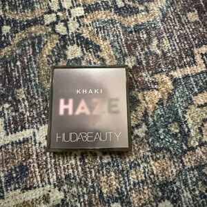 HUDA BEAUTY Khaki Haze Obsessions Palette